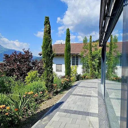 Panorama Naehe Skigebiet Laax Апартаменты *
