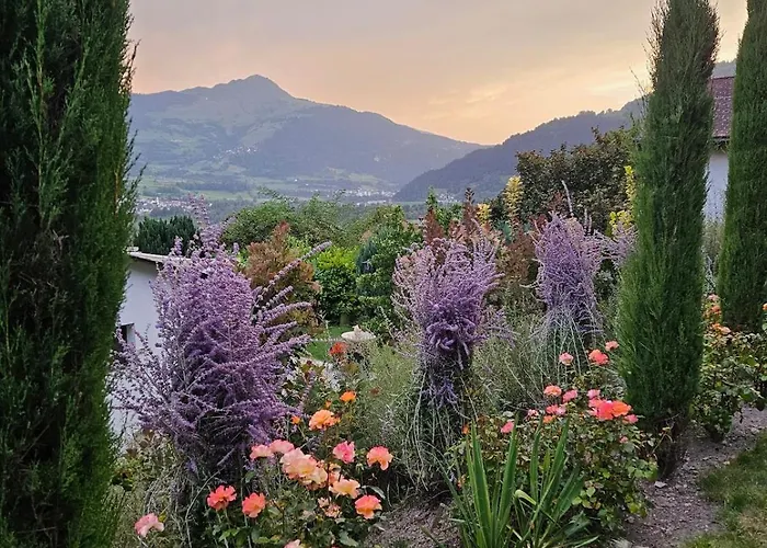 Appartement Panorama Nähe Skigebiet Laax Sagogn