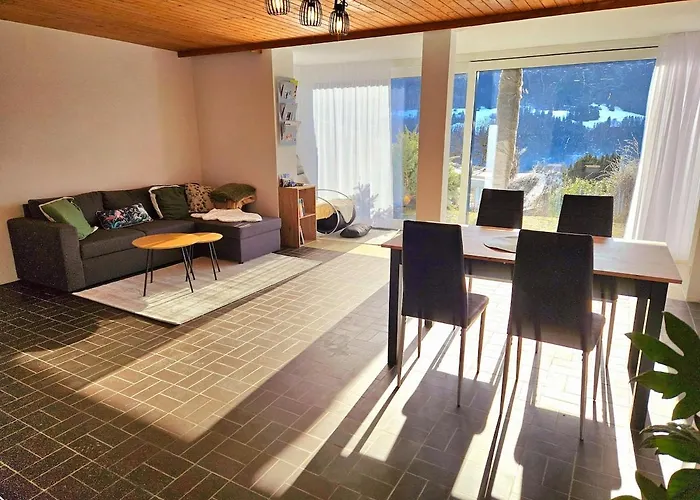 Panorama Naehe Skigebiet Laax * Sagogn